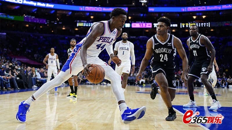 费城76人队匹配犹他爵士队对中锋保罗-里德提供的 3 年 2300 万美元报价