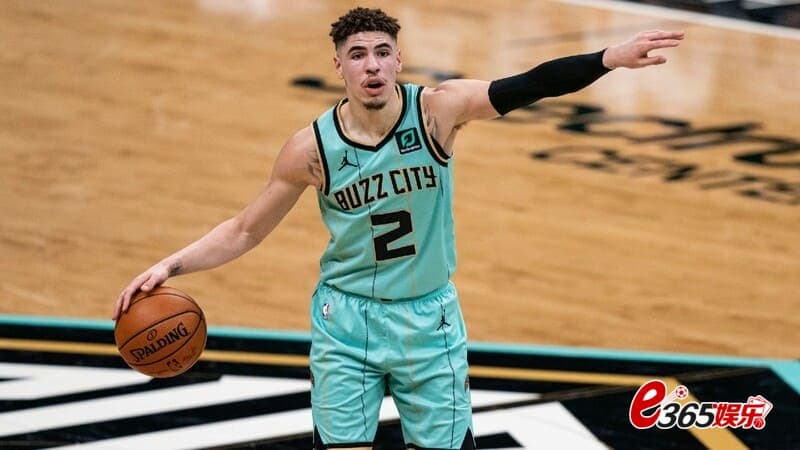 与后卫拉梅洛-鲍尔达成一份为期五年2.6亿美元续约合同