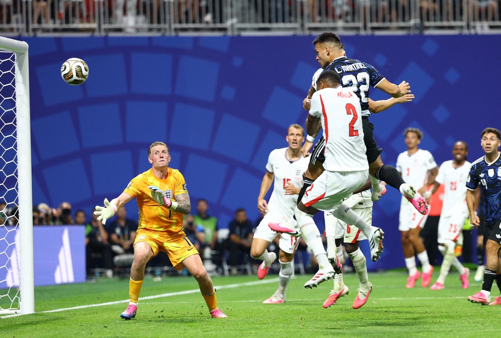 绝境逆转!阿根廷 2-1 英格兰!卫冕阿根廷再闯决赛! 绝境逆转!阿根廷 2-1 英格兰!卫冕阿根廷再闯决赛!
