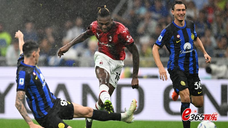 AC米兰整体防守让比赛变得轻松 AC米兰整体防守让比赛变得轻松