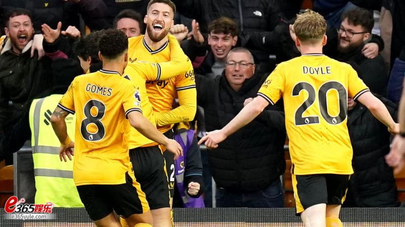 英超第18轮比分｜利物浦1-1阿森纳，枪手续占英超积分榜龙头