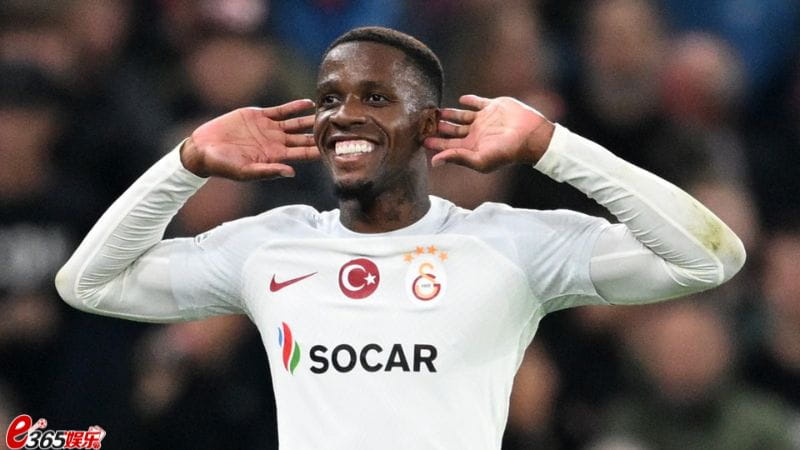 欧冠|曼联2-3加拉塔萨雷,卡塞米罗吃红送点,霍伊伦双响无用 欧冠|曼联2-3加拉塔萨雷,卡塞米罗吃红送点,霍伊伦双响无用