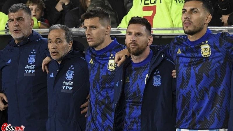 世界杯|阿根廷1-0巴拉圭,奥塔门迪一锤定音,潘帕斯雄鹰3连胜开局 世界杯|阿根廷1-0巴拉圭,奥塔门迪一锤定音,潘帕斯雄鹰3连胜开局