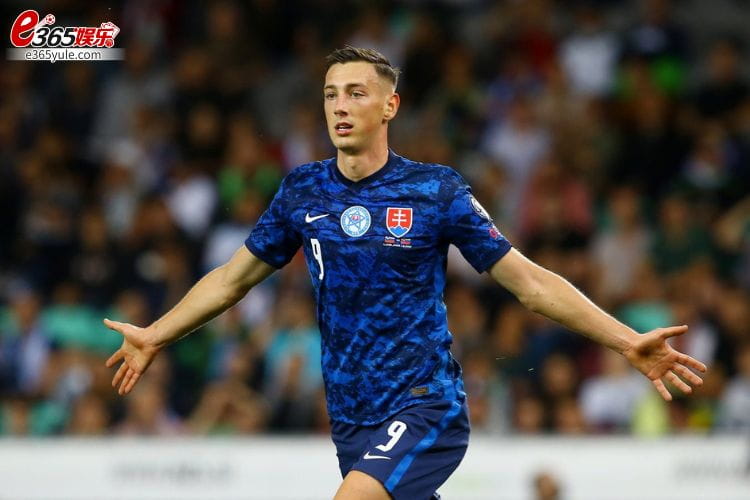 2024欧洲杯球队巡礼(20)斯洛伐克:让强队吓出冷汗的东欧黑马 2024欧洲杯球队巡礼(20)斯洛伐克:让强队吓出冷汗的东欧黑马