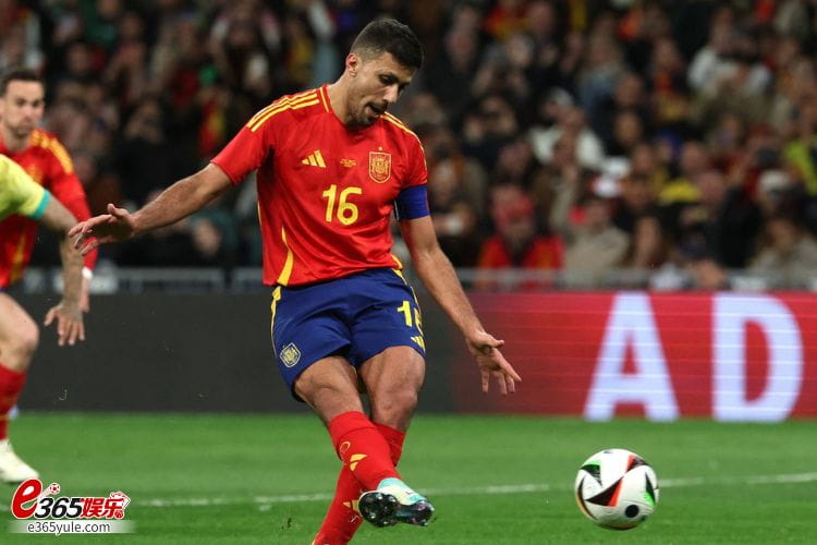 2024欧洲杯西班牙队｜优点：超凡传控能力的中场阵容