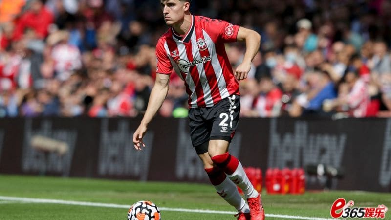 FM2023转会市场热门之星｜后卫利夫拉门托（Tino Livramento）