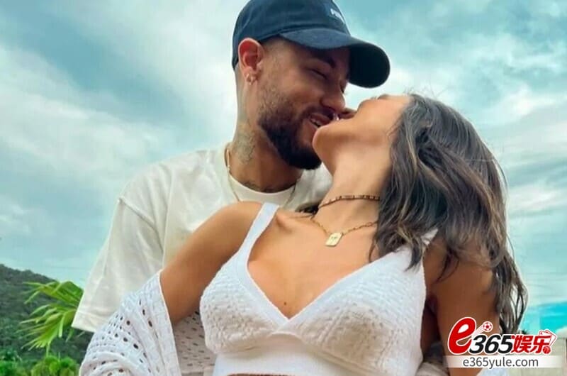 情场浪子内马尔出轨92次!女儿刚出生,女友布鲁娜宣布分手 情场浪子内马尔出轨92次!女儿刚出生,女友布鲁娜宣布分手