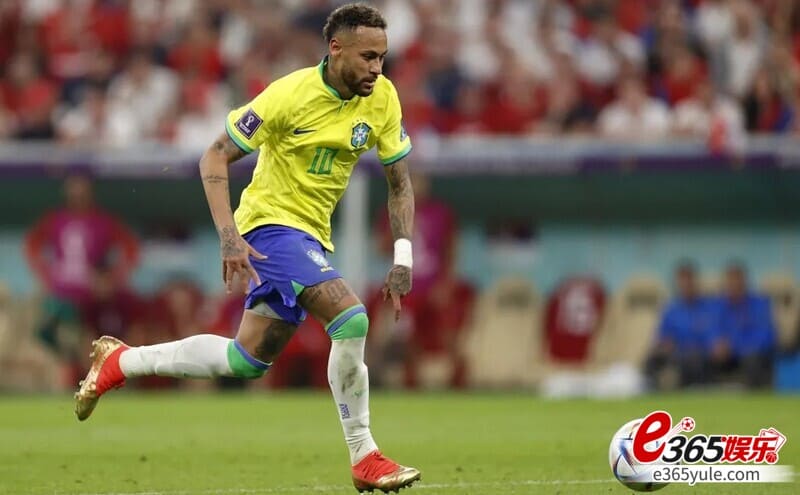 情场浪子内马尔出轨92次!女儿刚出生,女友布鲁娜宣布分手 情场浪子内马尔出轨92次!女儿刚出生,女友布鲁娜宣布分手