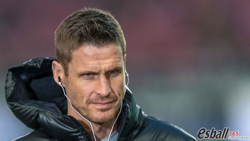 2023夏季转会|皇马大洒1亿欧元 锁定足球中场贝林厄姆 2023夏季转会|皇马大洒1亿欧元 锁定足球中场贝林厄姆