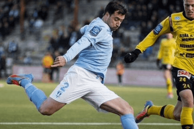 瑞典超激战预告：埃尔夫斯堡VS米亚尔比，谁将主宰绿茵战场？