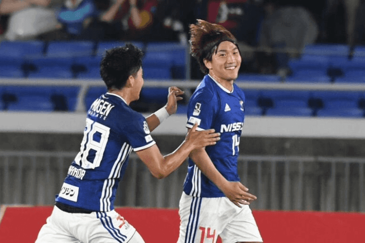 日J1联赛鹿岛鹿角vsFC东京:东瀛绿茵场上的激情碰撞 日J1联赛鹿岛鹿角vsFC东京:东瀛绿茵场上的激情碰撞