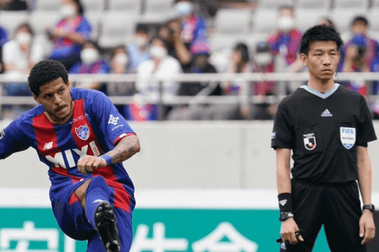 日J1联赛鹿岛鹿角vsFC东京:东瀛绿茵场上的激情碰撞 日J1联赛鹿岛鹿角vsFC东京:东瀛绿茵场上的激情碰撞