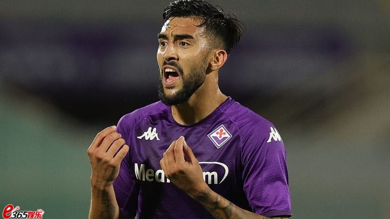 佛罗伦萨vs尤文图斯，斑马军团铜墙铁壁，紫百合主场拚止败